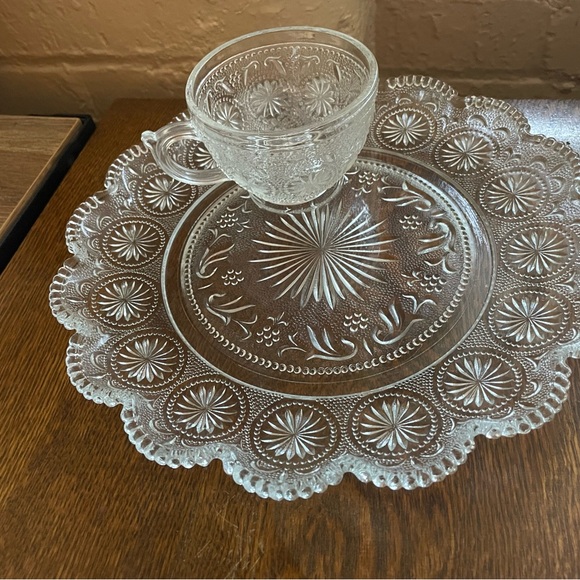 1960’s Brockway glass plate with mug set. - Picture 3 of 5